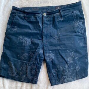 AG Wanderer Size 34 Shorts Botanical Flower Blue